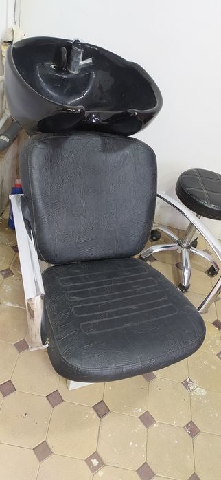 Salon ucun mebellat sotiladi