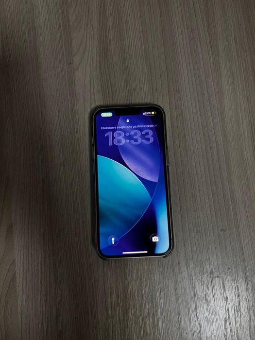 Айфон 13 с гарантии