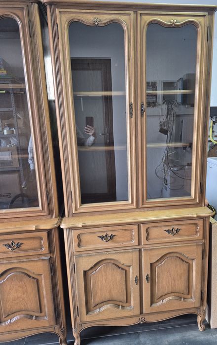 Vitrine lemn masiv inspirație Rococo