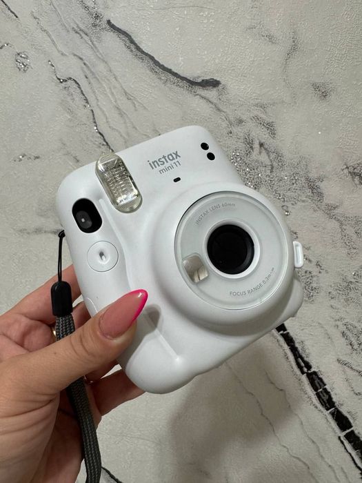 Фотоаппарат instax