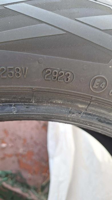 Продавам летни гуми Continemtal 225/55/ 17