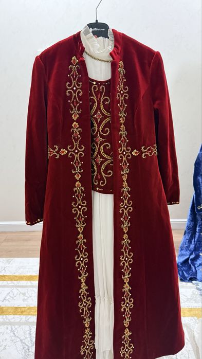 Продам казахские платья, жакет, бешпент такия в комлекте