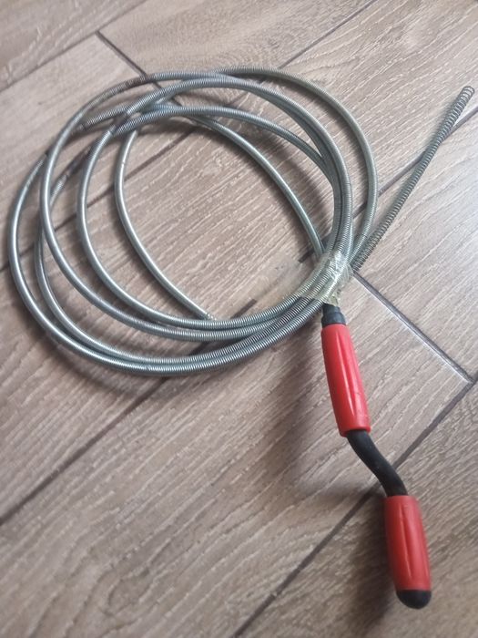 Тросик для чистки труб