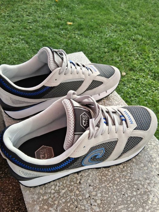 Оригинални маратонки