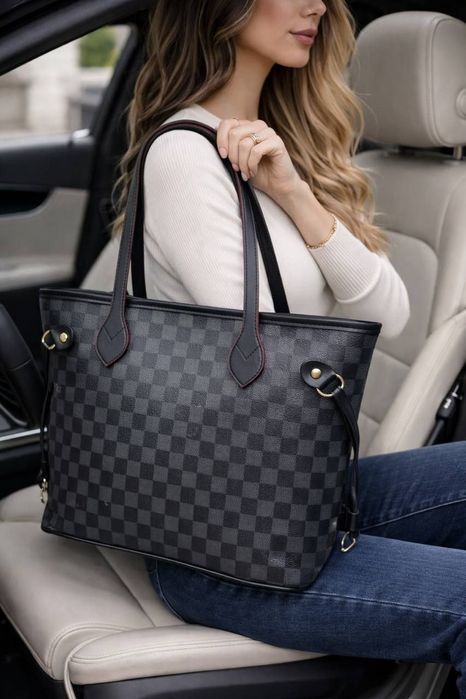 Genți și adidasi diferite modele