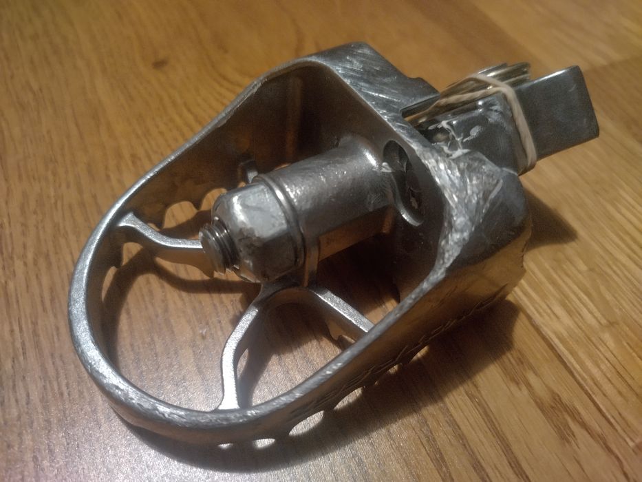 Pivot Pegz MK3 Suzuki DL 650-800DE-1000-1050 V-Strom