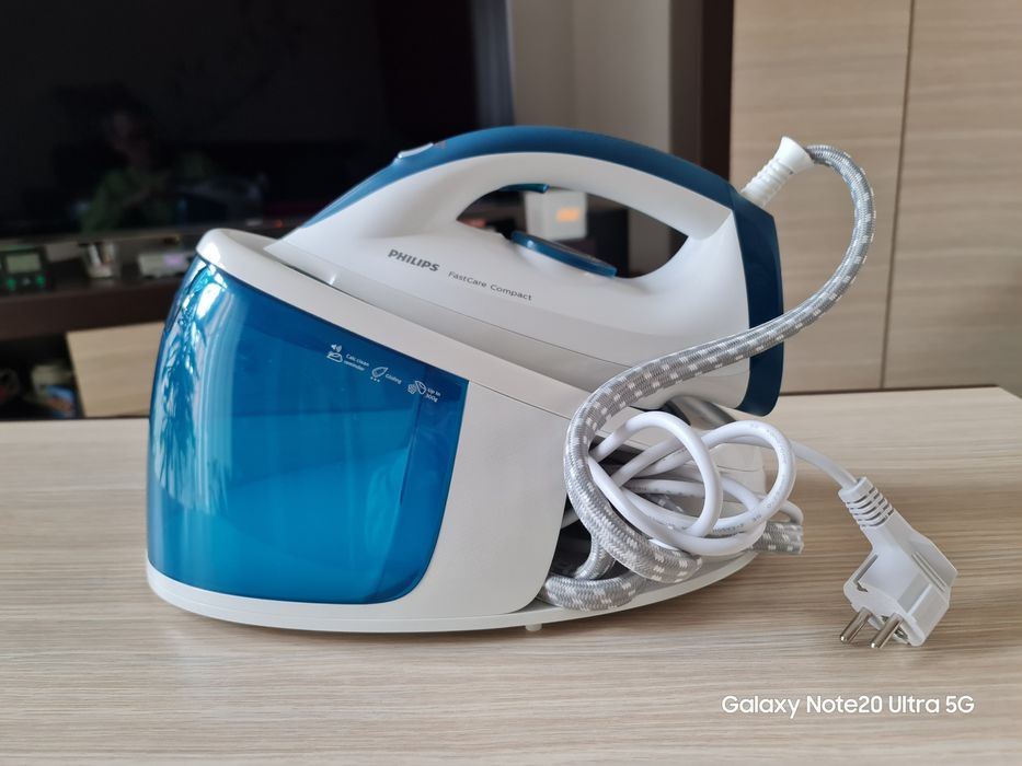 Statie de calcat cu abur Philips GC6722/20