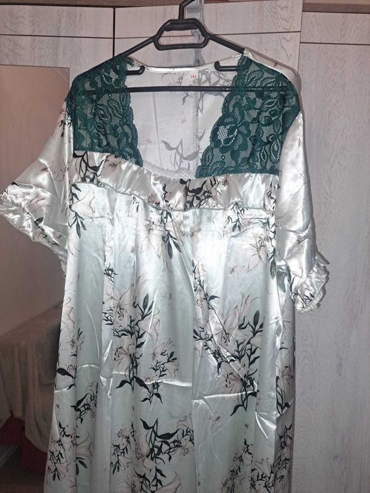 Camasa de noapte lunga cu imprimeu floral