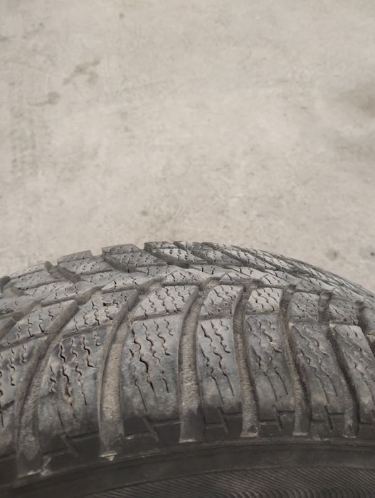 225/60/17 зимни гуми KUMHO