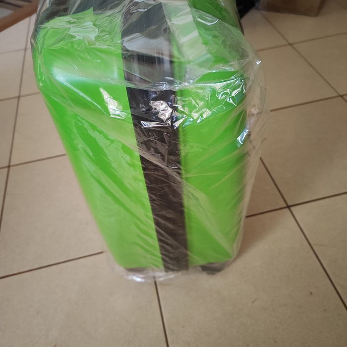 Куфар малък Зелен