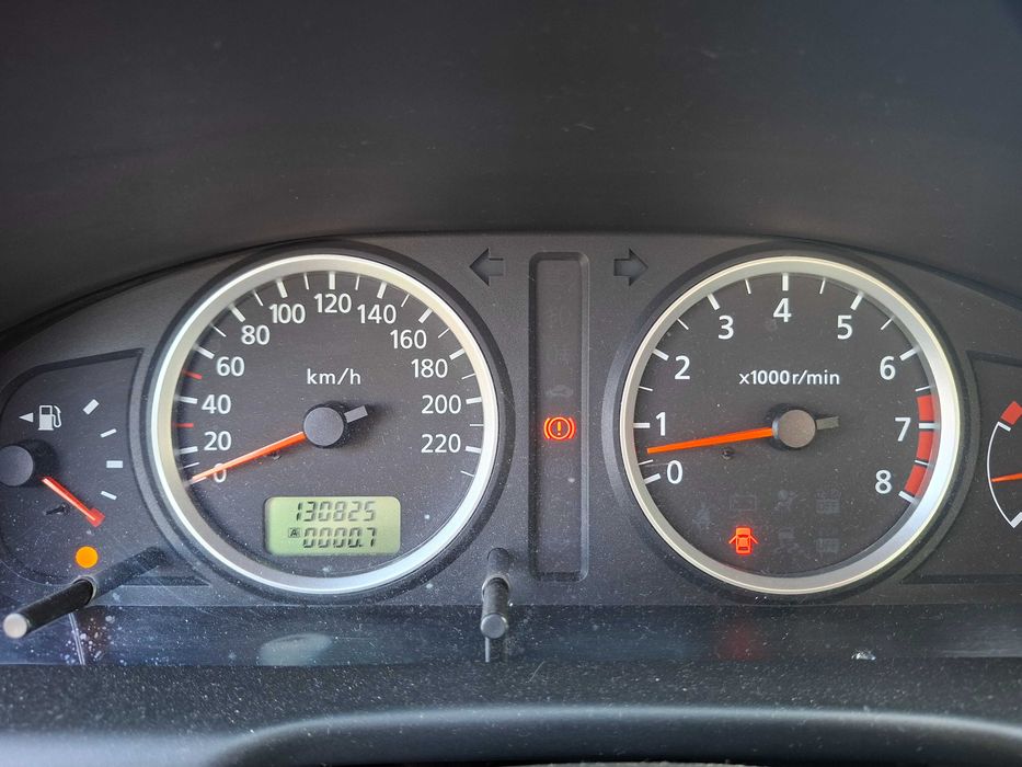 Vând Nissan Almera N16 - 2005 - Doar 130.800 km - Stare tehnică și estetică bună