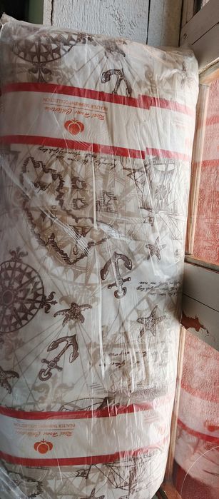 Materiallar yangi, metri etiketikasida yozilgan.