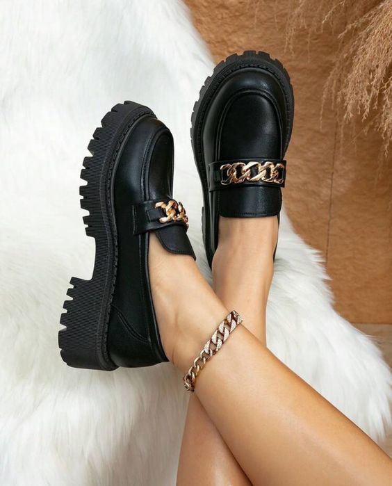 ЧИСТО НОВИ!!!  Дамски мокасини