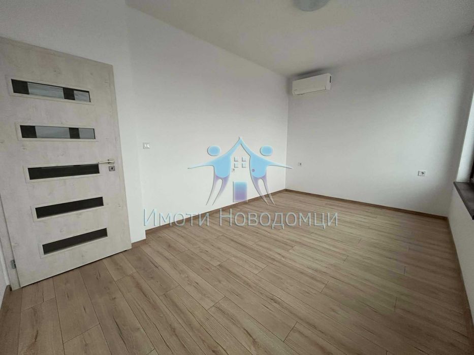 Продава се Тристаен апартамент в Шумен, Пазара - 80 кв.м за 1129 €/кв.м - Снимка #2