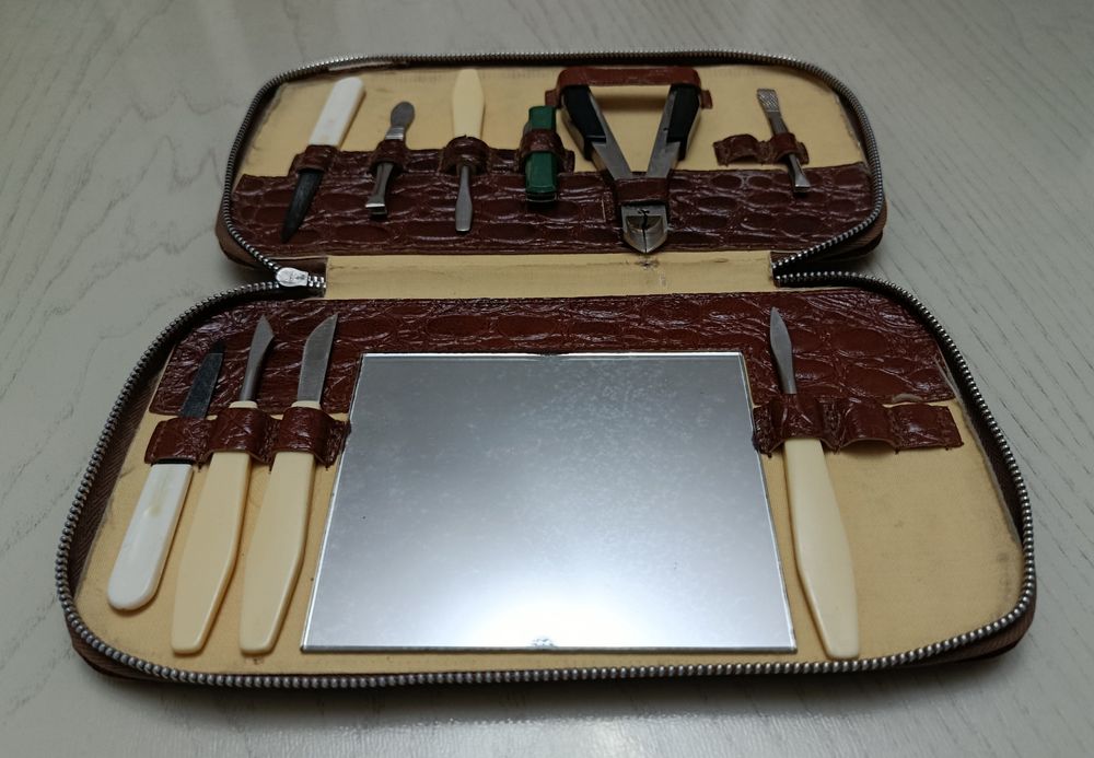 Винтажный чешский маникюрный набор