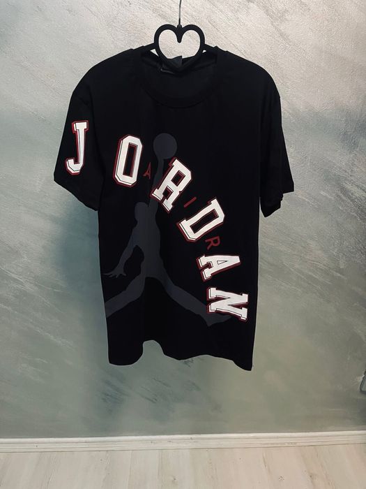 Tricouri Barbati Noi