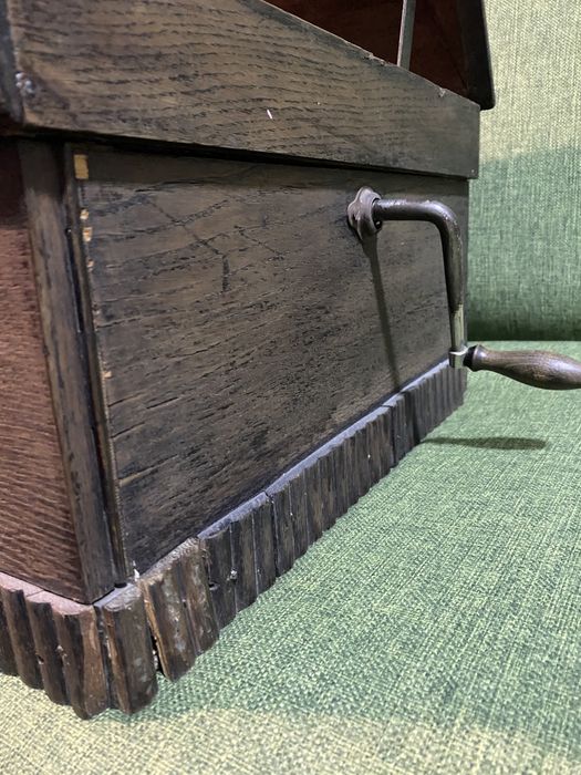 Граммофон кабинетный