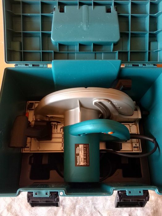 Ръчен циркуляр MAKITA 5903R