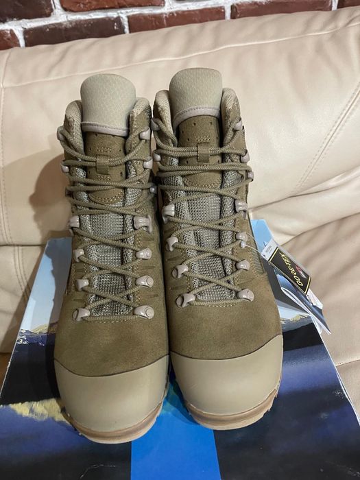 Bocanci Meindl, goretex, marimea 42