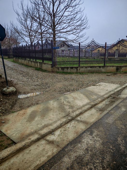 Teren de vânzare –Măgura, strada Bujorilor, cu utilități  racordate