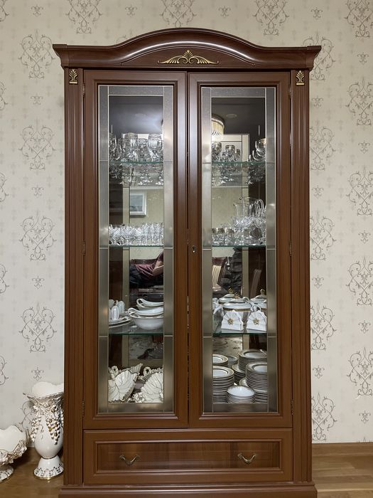 Сервант гостиной