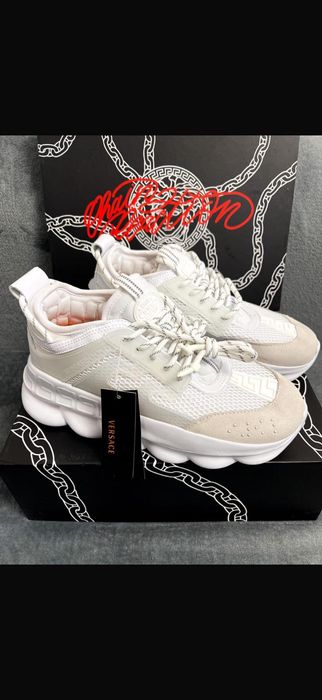 Versace chain reaction