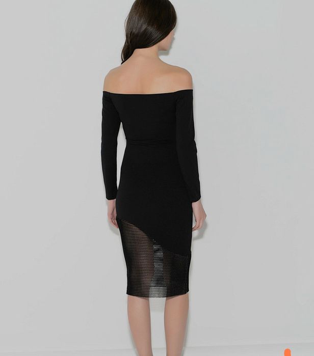 Продам чёрное платье