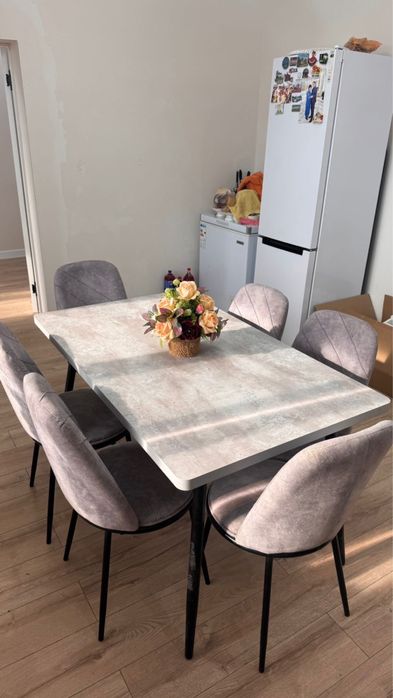 Кухонный стол стулья