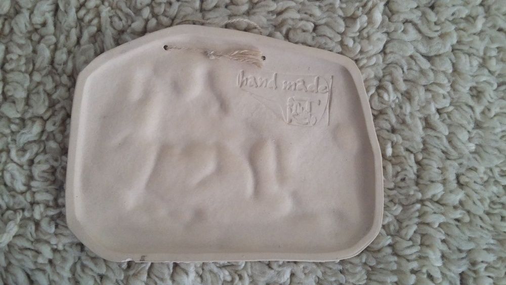 Продавам неупотребявана керамика за стена Мадарски конник ръчна израбо