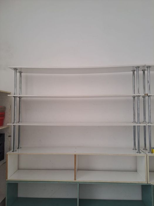 Полки для обуви.