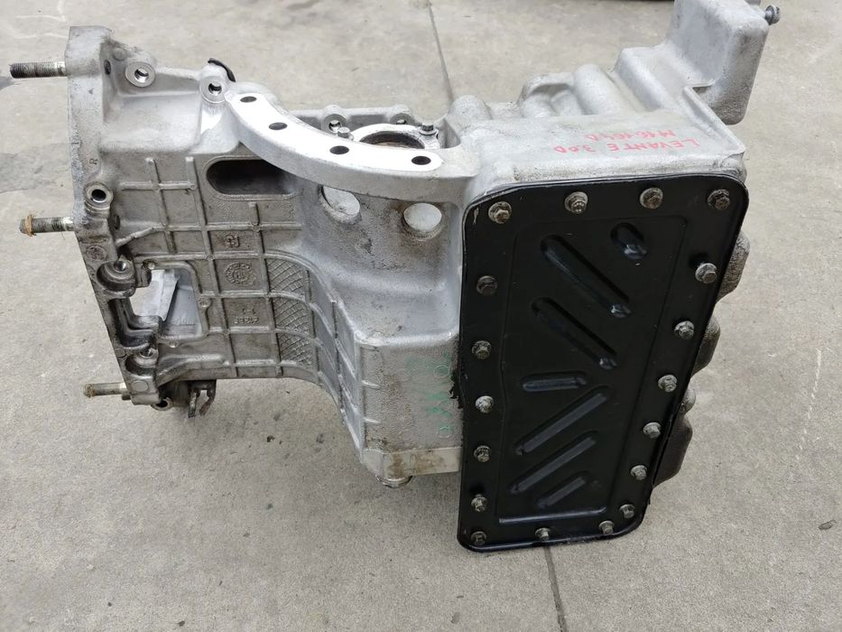 baie ulei 3.0 d m16164d  maseati levante 28020006