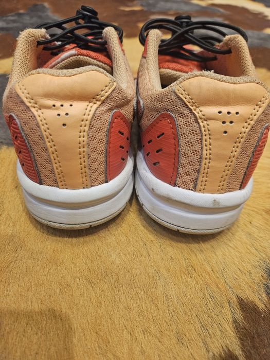 Кроссовки Asics для тенниса р-р 34,5