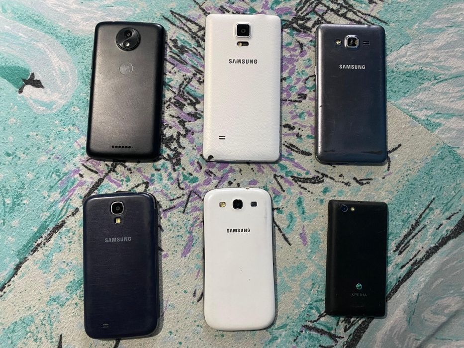 Vând Lot de telefoane