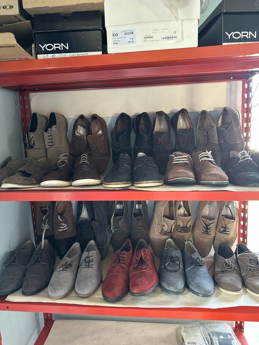 Pantofi din piele intoarsa