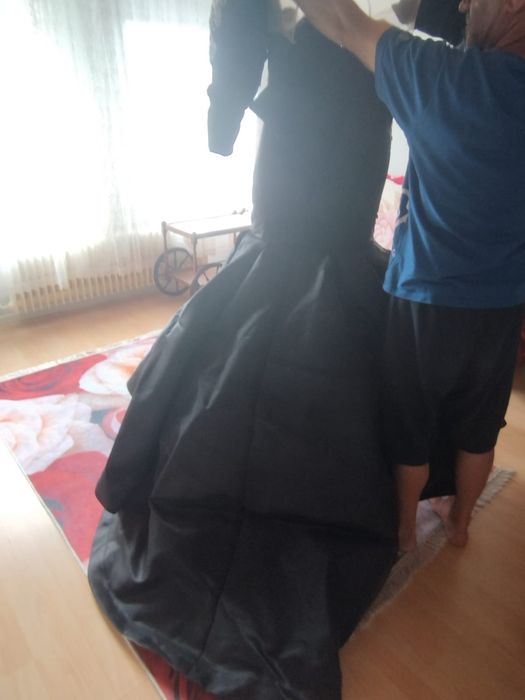Rochie de nașă cu trenă