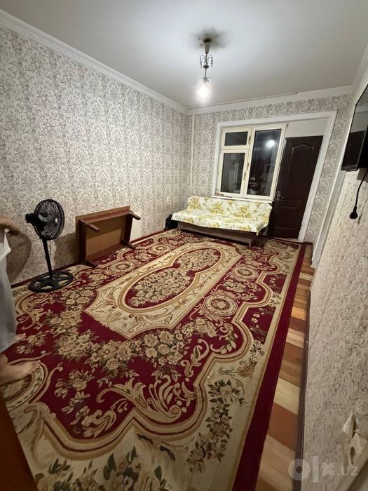 Продаю квартиру Мирзо Улугбек р-он. Ттз-1. 1-ком в 2-х. 2-этаж 4-этажн