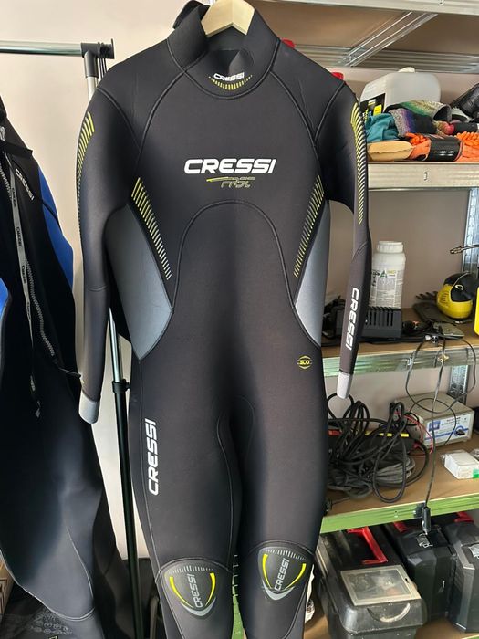 Неопренов костюм на Cressi