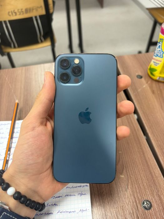 Iphone 12 pro.