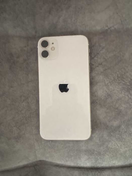 Продам айфон 11 ; 128 ГБ