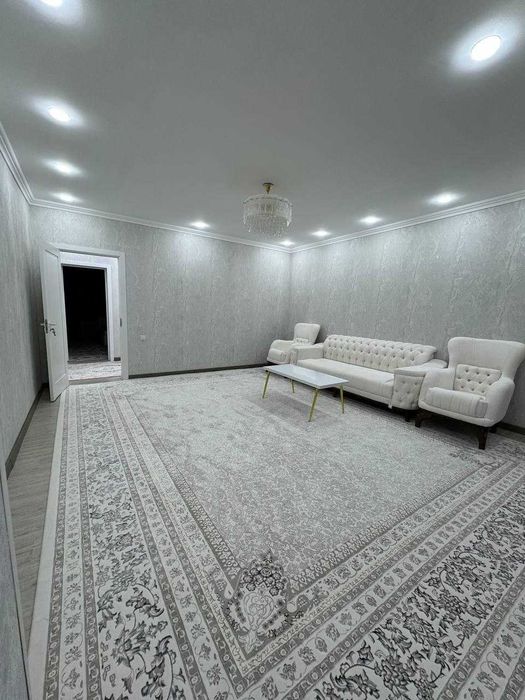 Себзорда 3 хонали, евроремонт килинган квартира сотилади