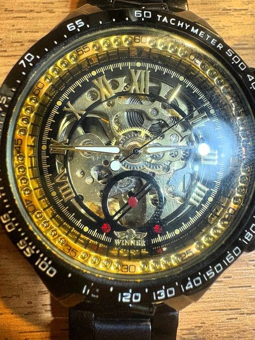 Наручные часы winner