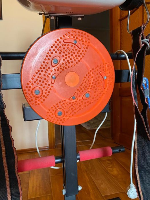 Продается многофункциональный тренажер.