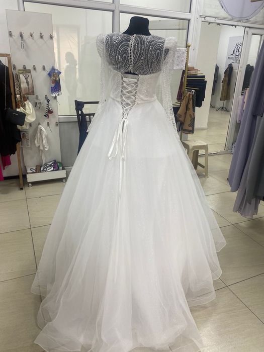 Новое платье свадебное