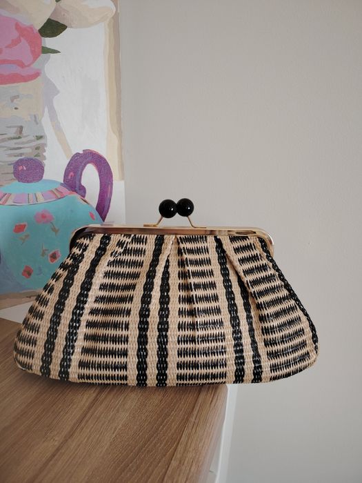 Нова Дамска чанта