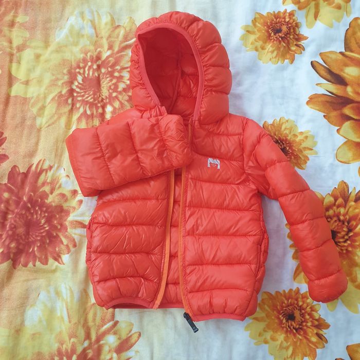 Курточка девочковая