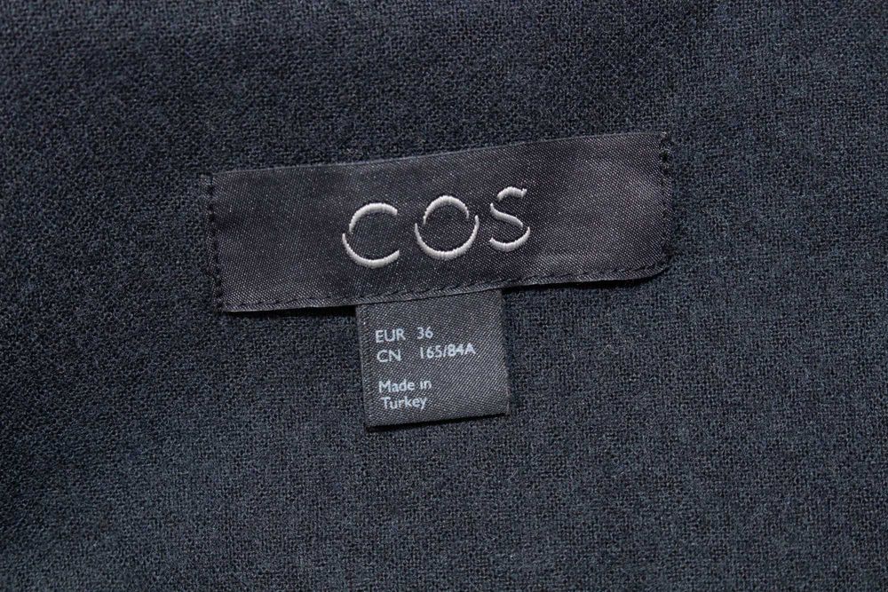 Cos оригинално дамско вълнено преходно палто с колан черно 36 S