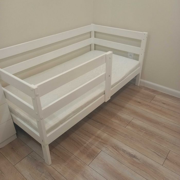 Детская кровать продам