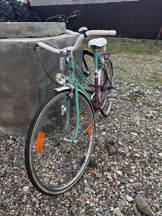 Vand 3 biciclete perfecte pt vara