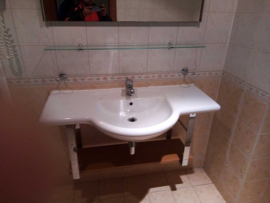 Мивки с батерия на Видима