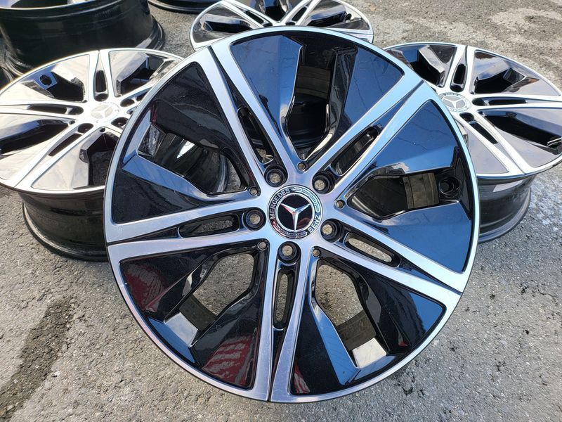 18цола Mercedes A CLA B Мерцедес 4бр Оригинални